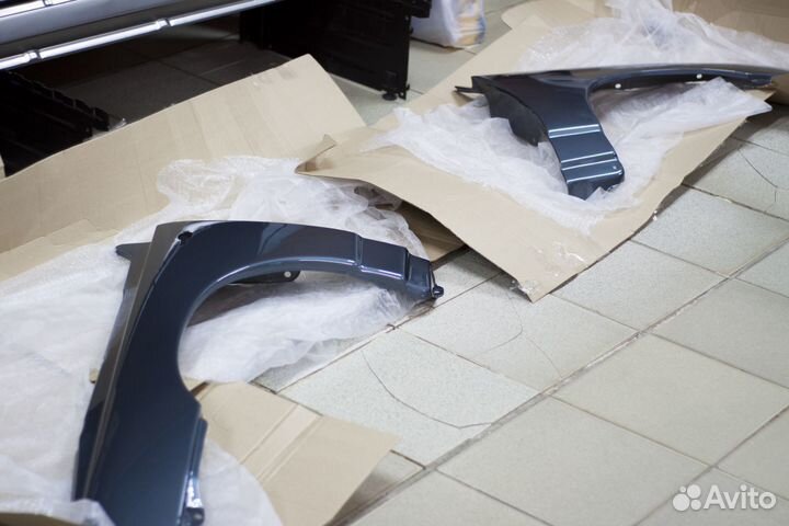 Крыло дешевое переднее LADA 2110 в цвет