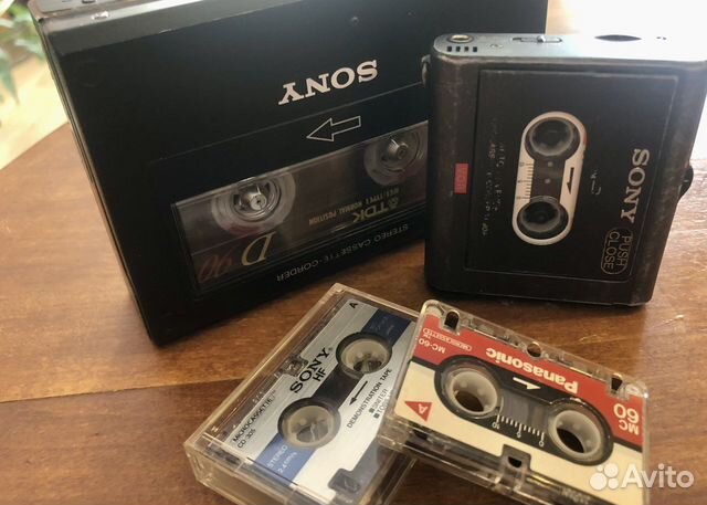 Самый маленький в мире магнитофон Sony M-909