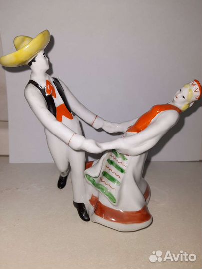 Фарфор мексиканский танец