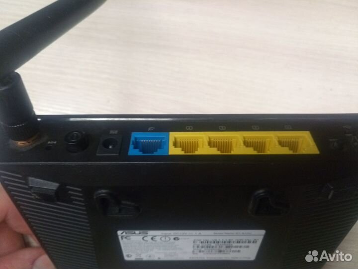 Wi-Fi роутер Asus RT-N10U