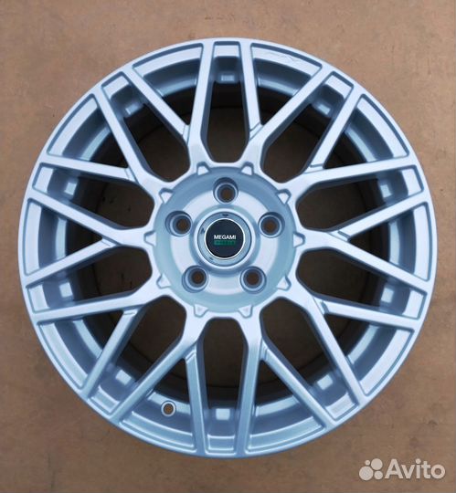 Диски литые R17 X131 H сверловка 5*108 новые