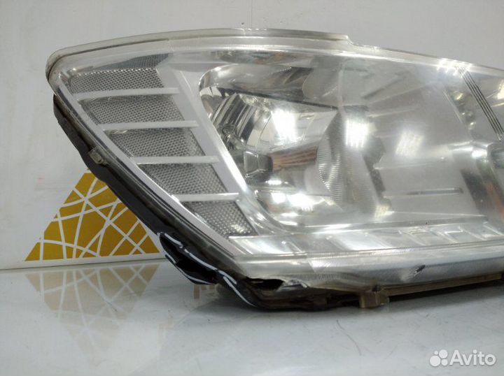 Фара галогеновая правая Dodge Journey 1 JC до