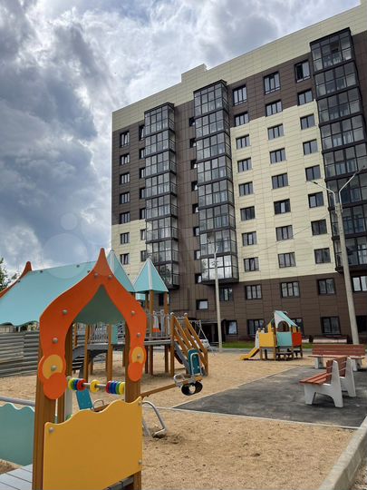 3-к. квартира, 83,6 м², 8/10 эт.