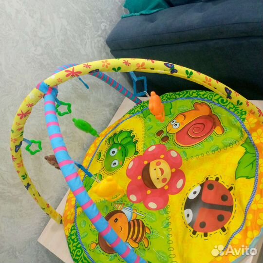 Развивающий коврик