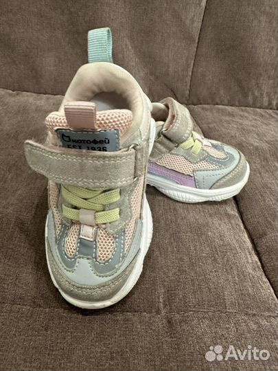 Обувь для девочки