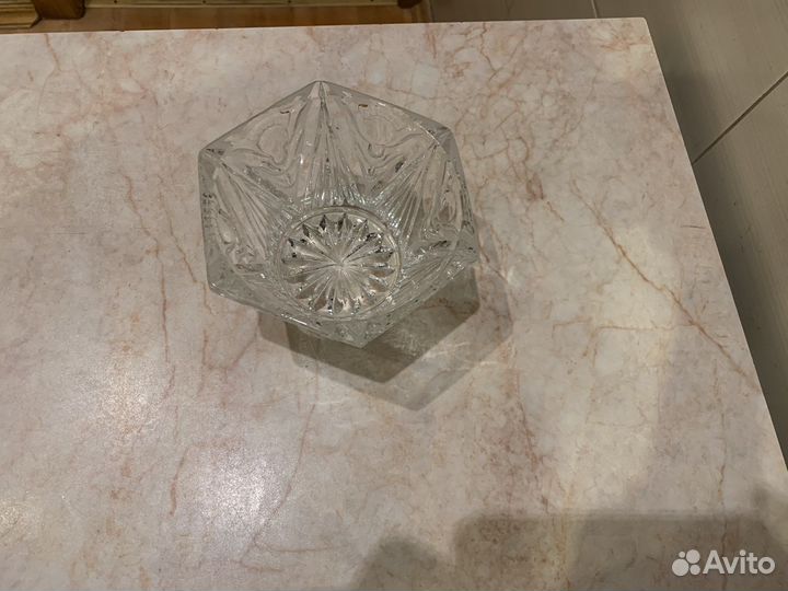 Хрустальная ваза конфетница