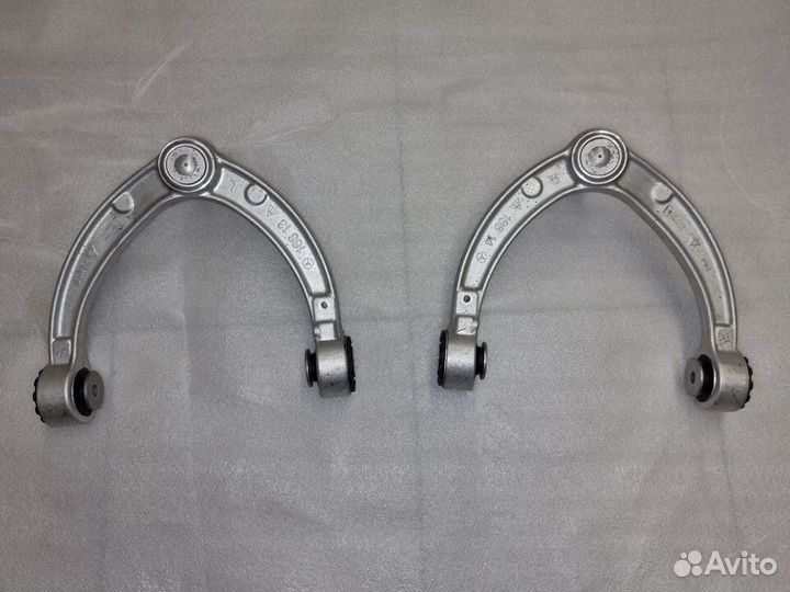 Новый ориг.рычаг верхний (FL) Mercedes A1663301707