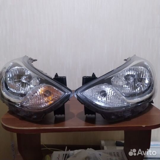 Продам фары для Hyundai Solaris 1поколения