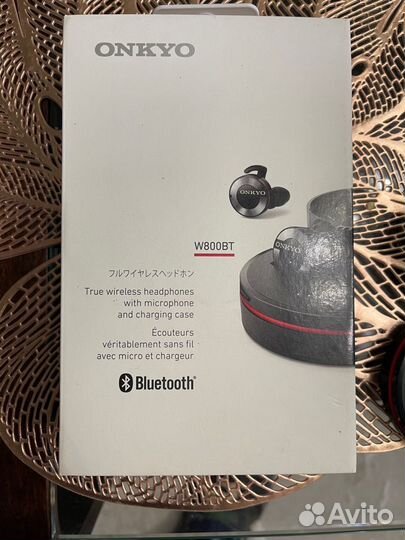 Беспроводные наушники Onkyo W800BT