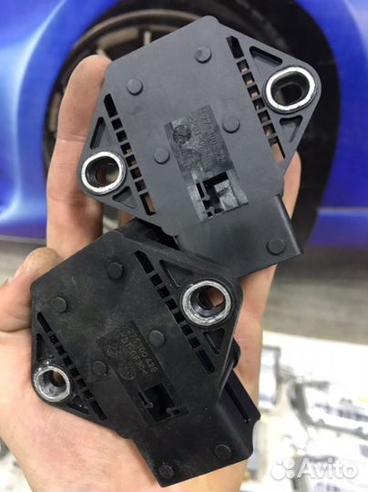 Датчик ускорения BMW E60 E63 E65 E66 E67 E83 E53