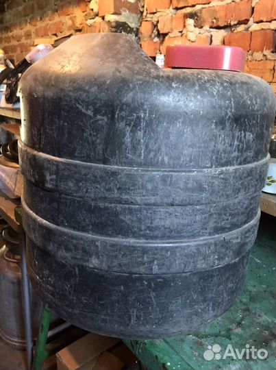 Емкость пластиковая бу