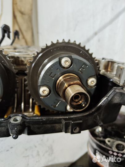 Распредвалы, ванусы, постель. Двигатель M271.956