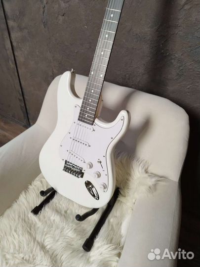 Электрогитара