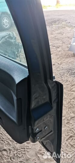 Правая пассажирская дверь Opel Astra H универсал