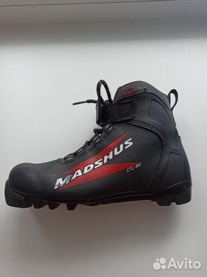 Лыжные батинки размер 37-38