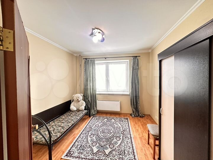 2-к. квартира, 57 м², 2/19 эт.