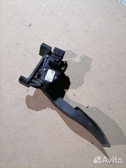 Педаль газа Opel Astra H