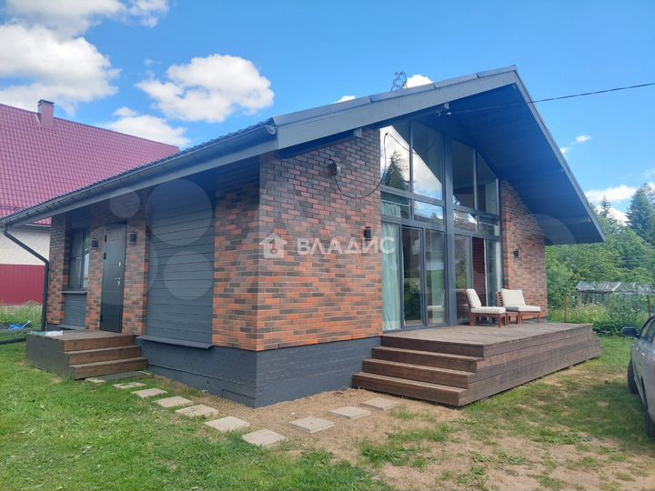 Дом 89,4 м² на участке 6,96 га