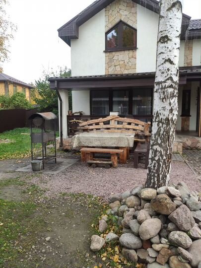 Коттедж 220 м² на участке 7 сот.