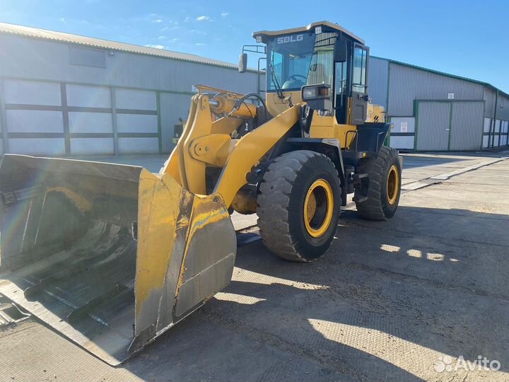 Фронтальный погрузчик SDLG (LGCE) LG946L, 2015