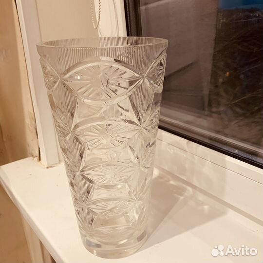Хрустальная ваза