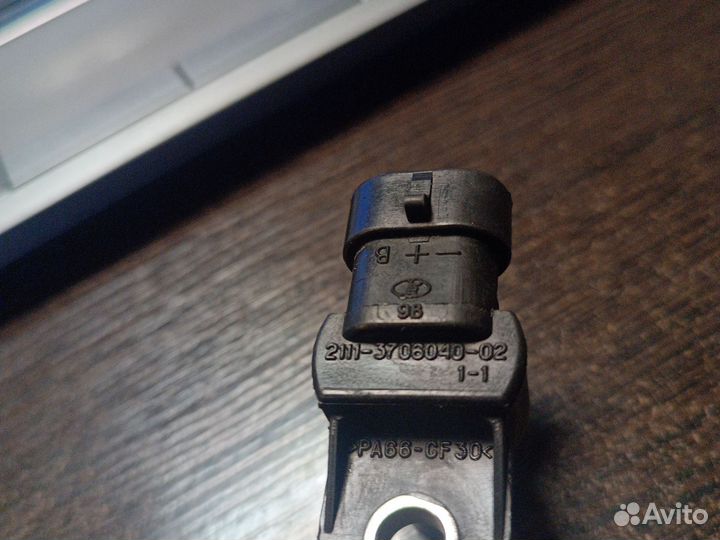 Датчик положения распредвала Нива шевроле