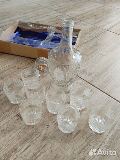 Новый набор: графин, рюмки/стопки на 8 персон СССР