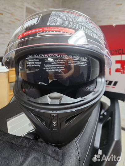 Мотошлем интеграл с очками новый размер М, Л
