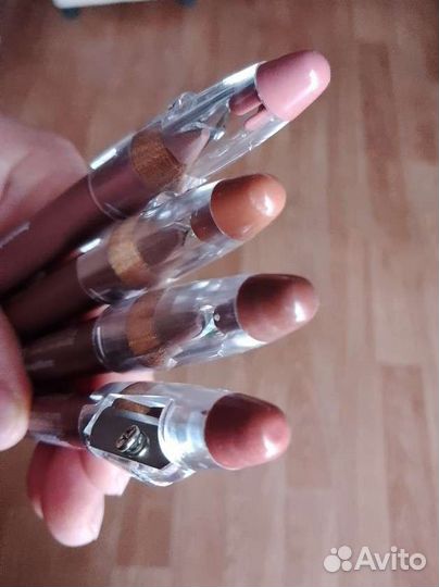 Помада карандаш