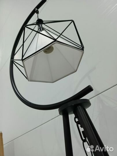 Торшер напольный с абажуром