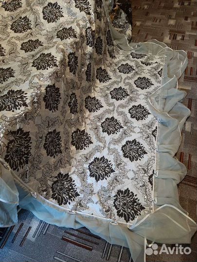 Покрывало на кровать новое