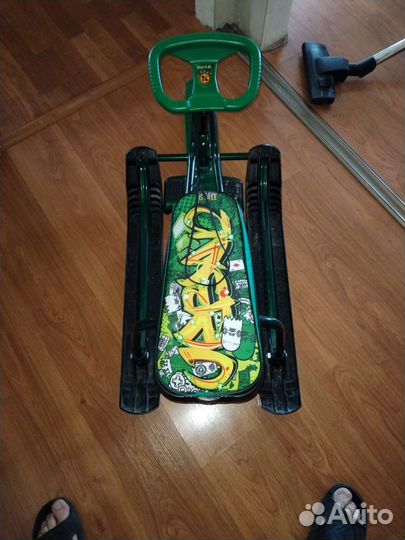 Детский снегокат