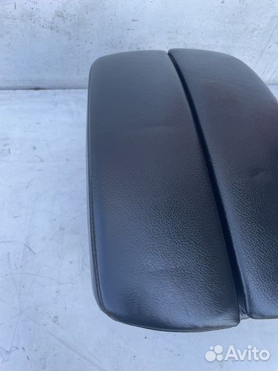 Подлокотник бмв Х5 е70 Х6 Е71