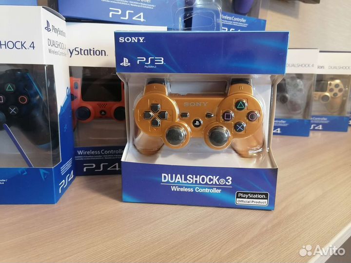 Джойстик на PS3 Золотой