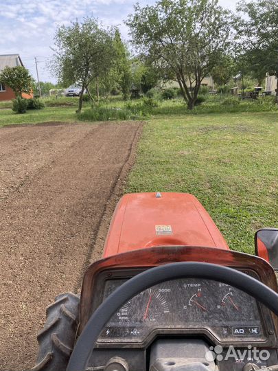 Вспашка земли минитрактором