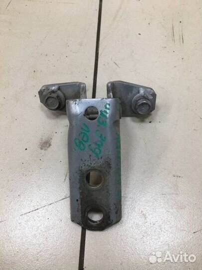 Петля двери нижняя задняя левая Mitsubishi Lancer