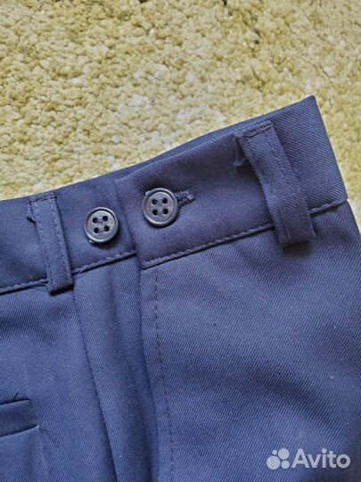 Новый костюм-тройка для школьника