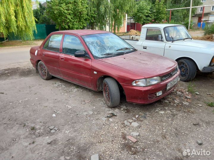 Mitsubishi Lancer 6 Мицубиси лансер стекла