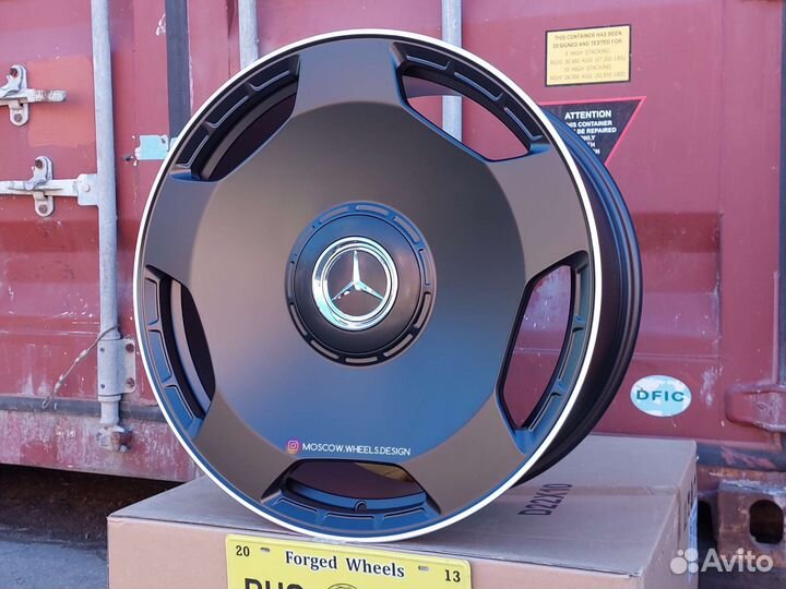 Кованые диски R22 на Mercedes-Benz G-Class AMG