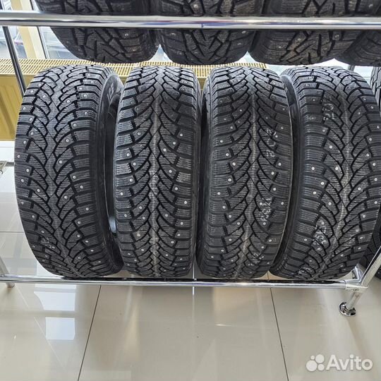 Formula Ice 215/65 R16