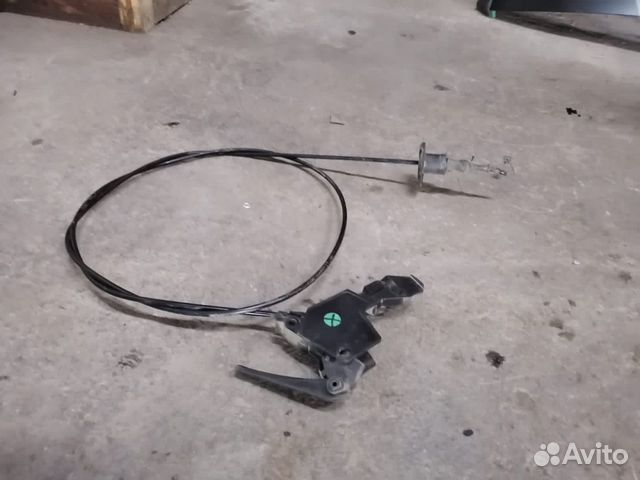 Тросик открывания капота peugeot 308