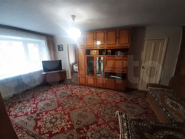 2-к. квартира, 43,3 м², 1/3 эт.