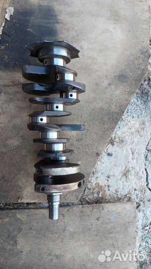 Коленвал Mitsubishi 3.8 л 6G75