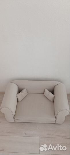 Диван новый для животных