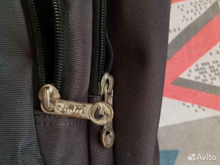 Продаю школьный рюкзак