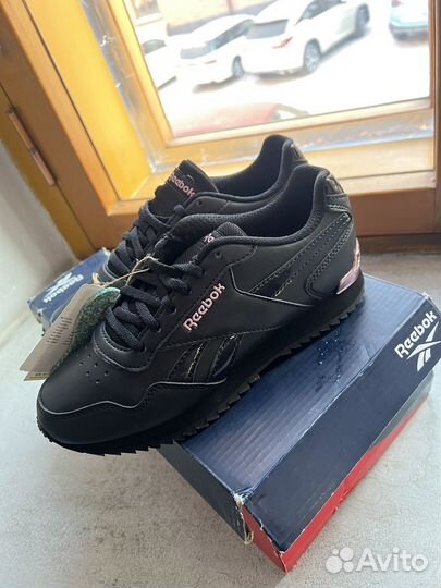 Кроссовки reebok classic женские