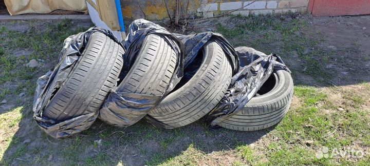 Koryo Winter K611 215/55 R17 94V