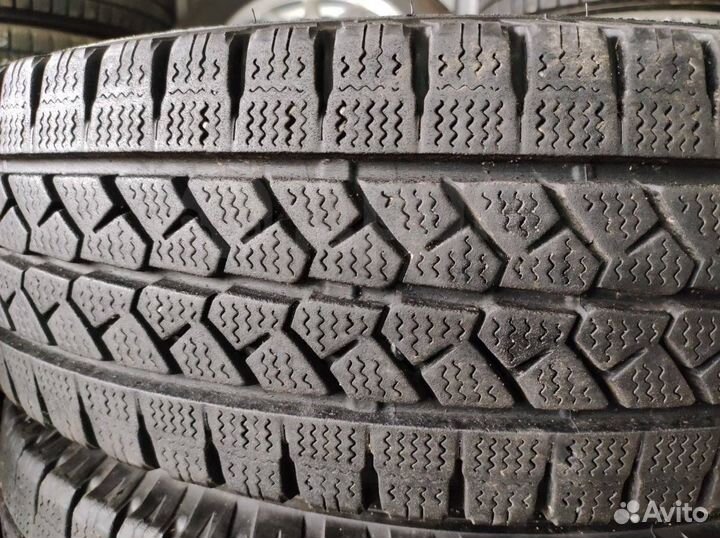 Bridgestone Blizzak VL1 195/80 R15