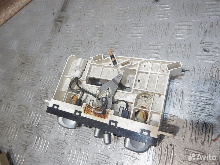 Блок управления климатической установкой, Mitsubis