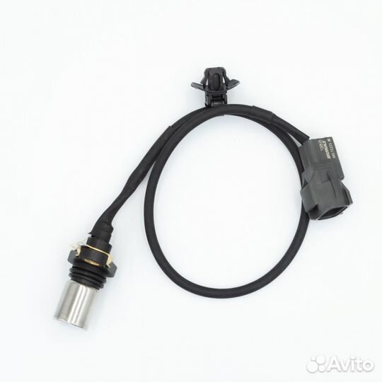 Датчик положения коленвала Toyota Corolla